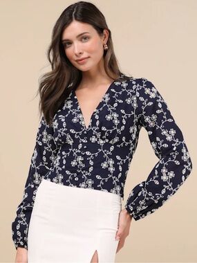 Lulus Sincere Charisma Eyelet Embroidered Long Sleeve Top Size M New With Tag